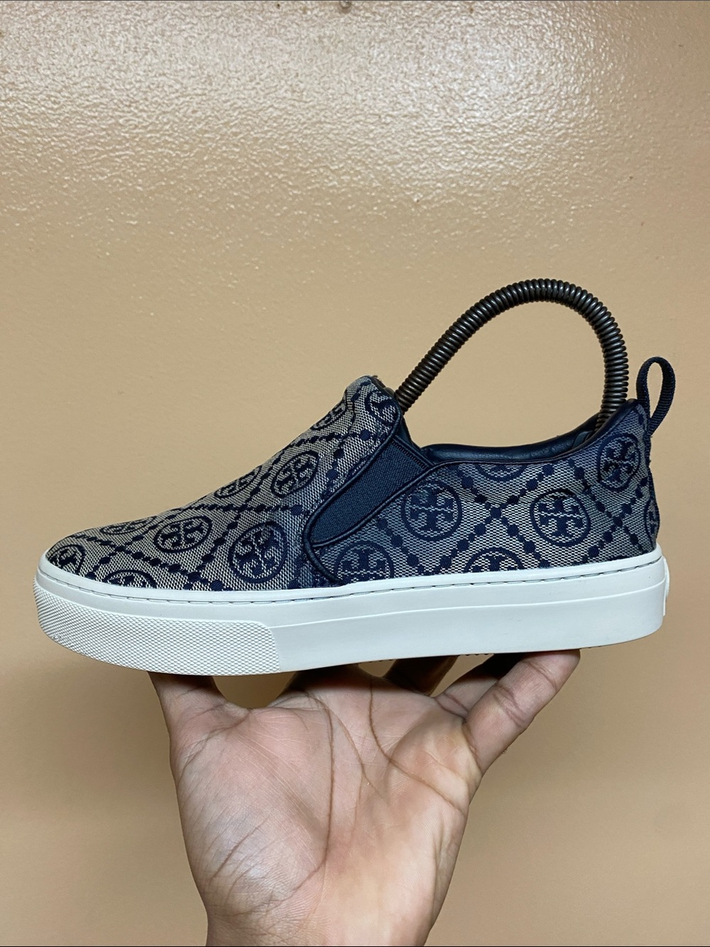 Tory Burch T Monogram Women’s Slip On Sneakers Size 6.5M 87321-448 - Picture 6 of 17